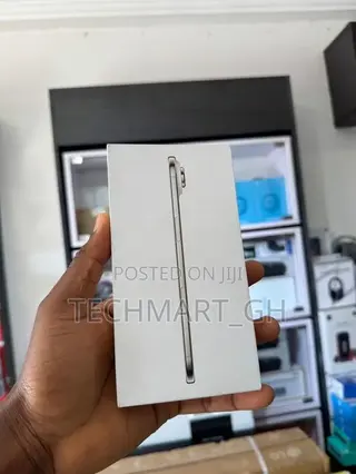 New Apple iPhone Air 256 GB Silver