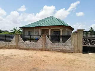 5bdrm House in Afuaman, Pentecost for sale