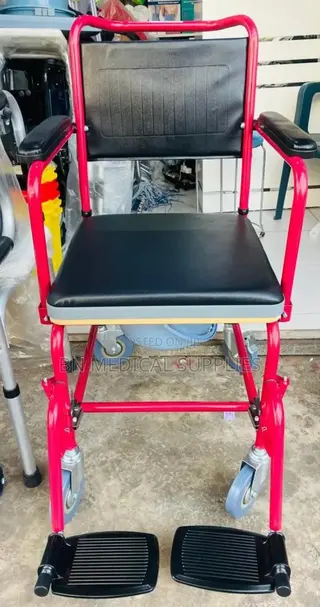 Commode Wheelchair With Wheel