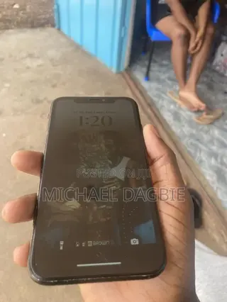 Apple iPhone XR 64 GB Black