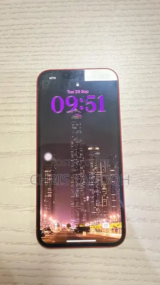 Apple iPhone 13 256 GB Red