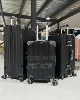 3 in 1 Pack Polycarbonate Suitcase