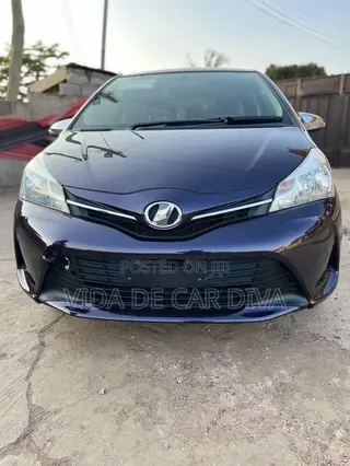 Toyota Vitz 1.3 AWD 5dr 2015 Blue