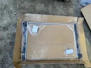 Hyundai Tucson Radiator Water Tank 2019 2020 2021 2022 2023 2024