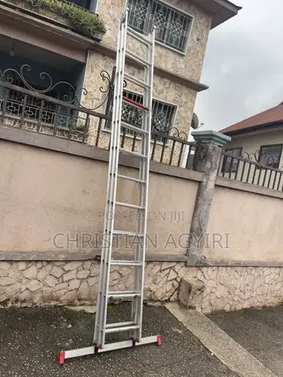 Ladder / Steps