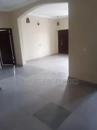 3bdrm Apartment in Adjiriganor for rent
