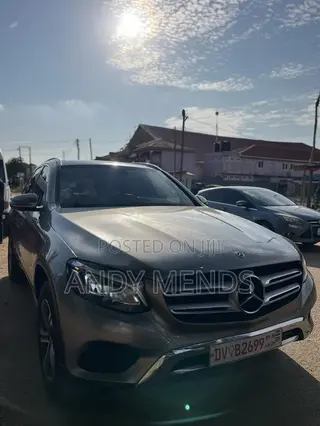 Mercedes-Benz GLC-Class 2019 Gold