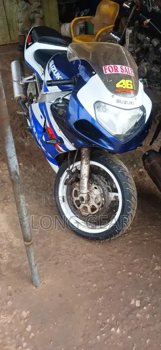 Suzuki GSR 2009 White