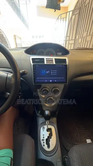 Toyota Yaris 2008 White