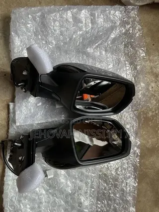 Honda CR-V 2017 - 2020 Mirror With Light