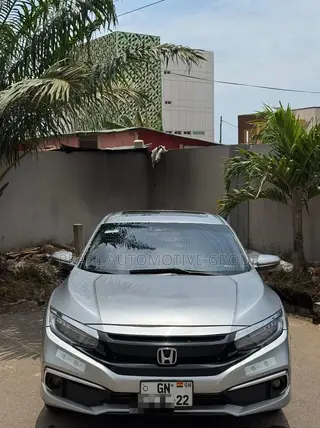 Honda Civic Touring 4dr Sedan (1.5L 4cyl) 2017 Silver
