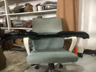 Mitsubishi Pajero Boot Spoiler