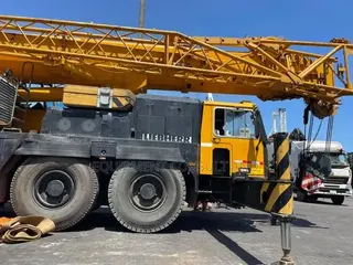 90 Mobile Crane to Rent