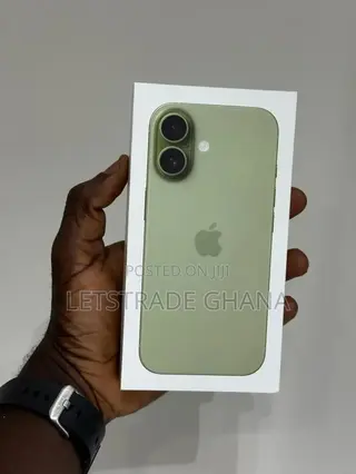 New Apple iPhone 17 256 GB Green