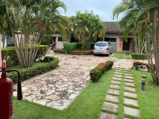 Furnished 1bdrm Apartment in Unique Agency, Pillar 2 for rent