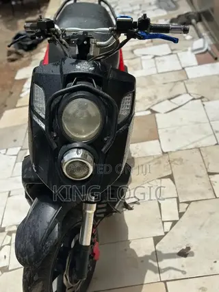 Piaggio Scooter 2025 Black