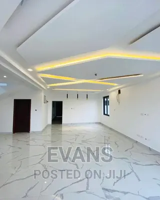 Expert in P.O.P, Skimming, Painting, Graphiato,Tv Designs