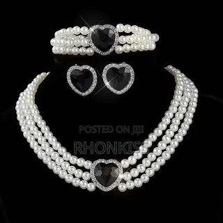 Pearl Necklace