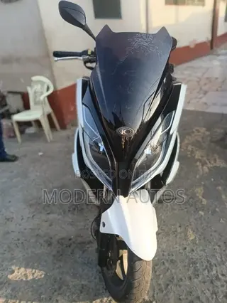Kymco 2014 White