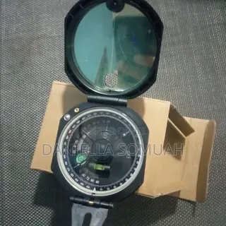 Brunton Mold Compass