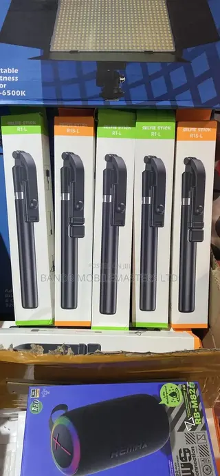 Selfie Stick Tripod With Fill Light Remote | Extendable Phone Stand