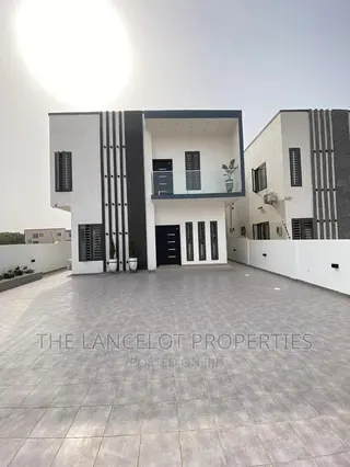 5bdrm House in East Legon for sale