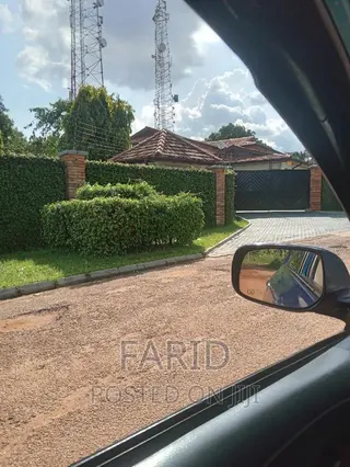 6plot of Land at Nhyieso Forsale