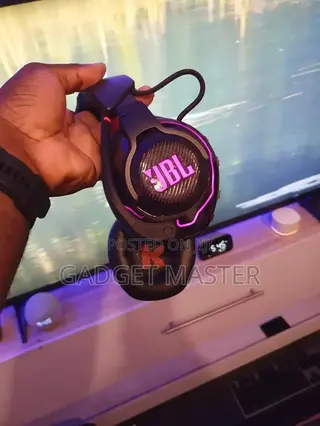 JBL Quantum 910 Wireless Gaming Headset