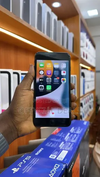 Apple iPhone 7 Plus 128 GB Black