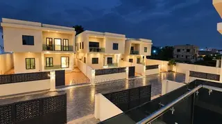 4bdrm House in Accra Metropolitan for sale