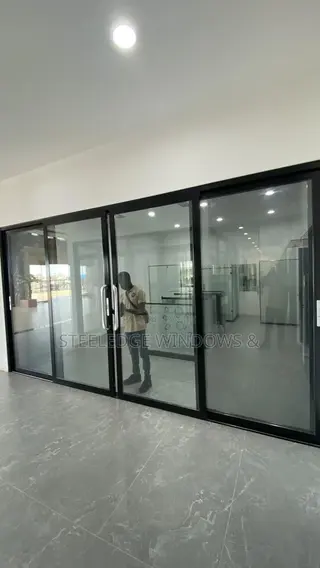 4 Pannel Heavy Duty Sliding Door