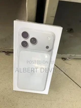 New Apple iPhone 17 Pro Max 512 GB Silver