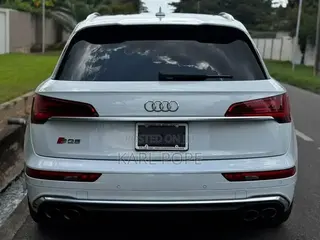 Audi Q5 2023 White