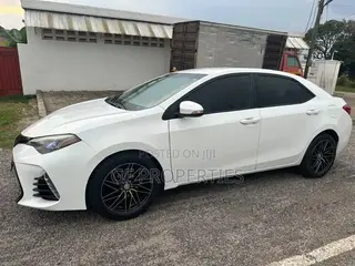 Toyota Corolla 2016 White