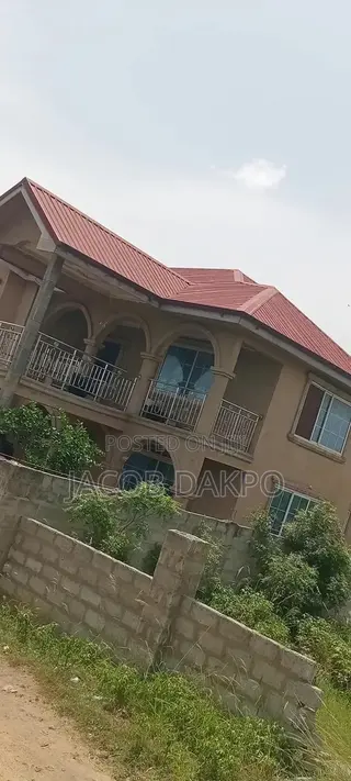 6bdrm Mansion in Life Internasional, Afienya for sale