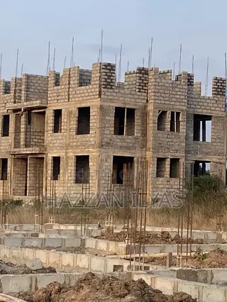 Building Construction in Accra