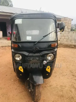 Tricycle 2025 Black