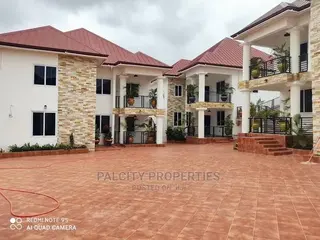 8bdrm Mansion in Santasi, Kumasi Metropolitan for Sale