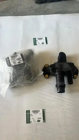 Land Range Rover Sport Discovery Engine Coolant Thermostat LR073372