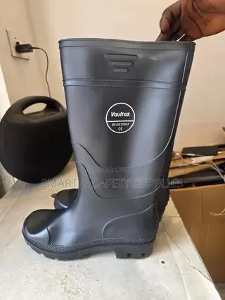 All Black Rain Boots