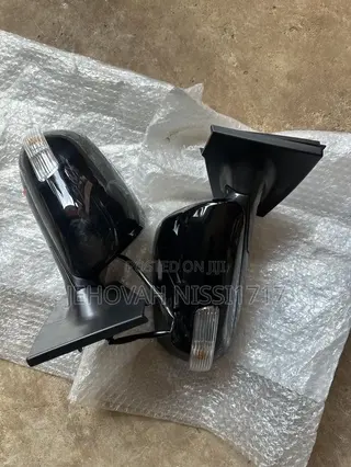 Toyota Vitz 2009 - 2011 Side Mirror With Light