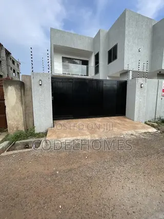 3bdrm House in East Legon for rent