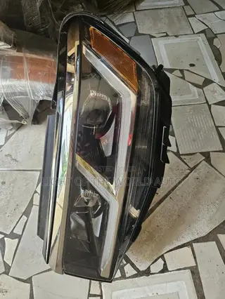 Vw Taramont Atlas Headlight Driver Side 2021-2024