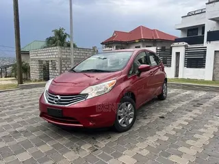 Nissan Versa 2015 Red