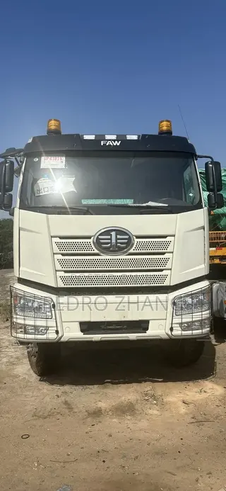 FAW Tractor Tow Trucks 6×4 Head Semi Trailer for Sale