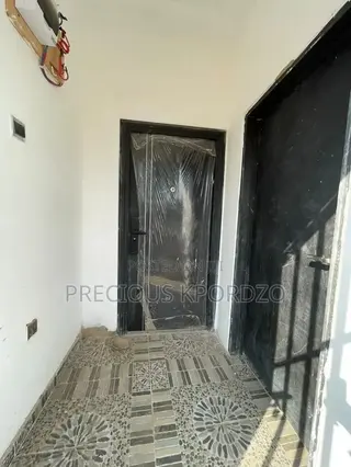 1bdrm Apartment in New Lgn Adenta for rent