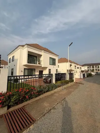 Furnished 4bdrm Duplex in Aviation Adenta, SDA Area for rent