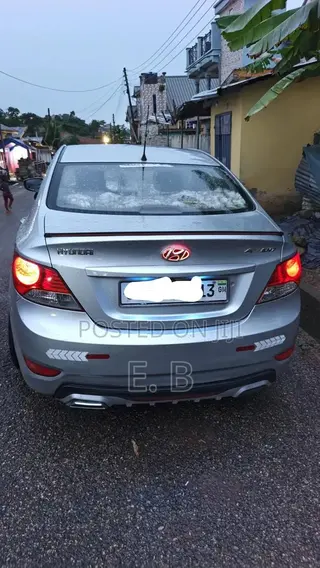 Hyundai Accent GLS 2013 Silver