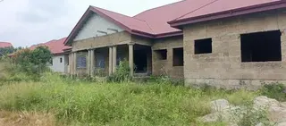 7bdrm House in Kumasi Metropolitan for sale