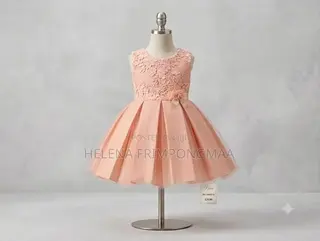 Charming Peach Perfection for Special Occasions